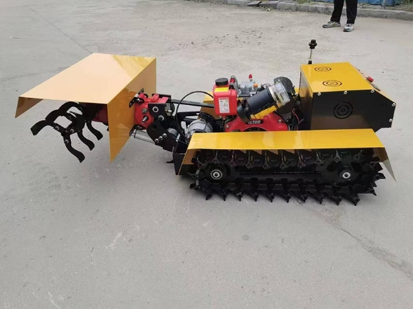 履帶微耕機(jī)